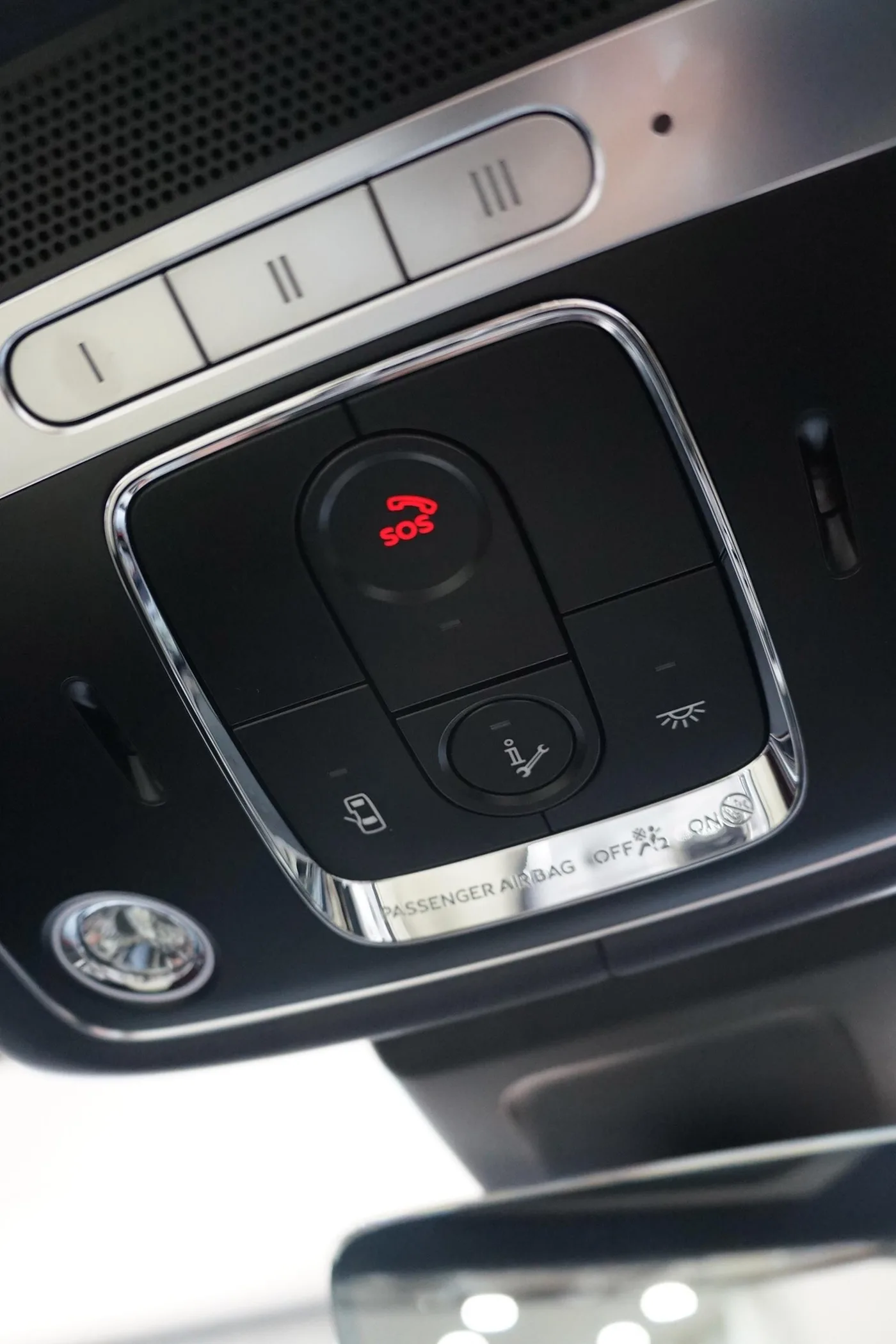 2021 Bentley Continental GTC Mulliner offered by a franchised dealer group in Ripley, United Kingdom, photo 18 of 25