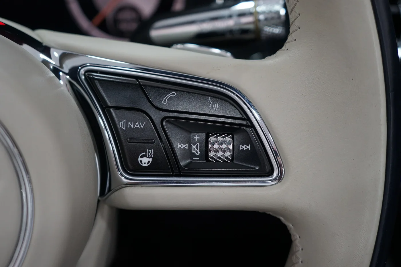 2021 Bentley Continental GTC Mulliner offered by a franchised dealer group in Ripley, United Kingdom, photo 21 of 25