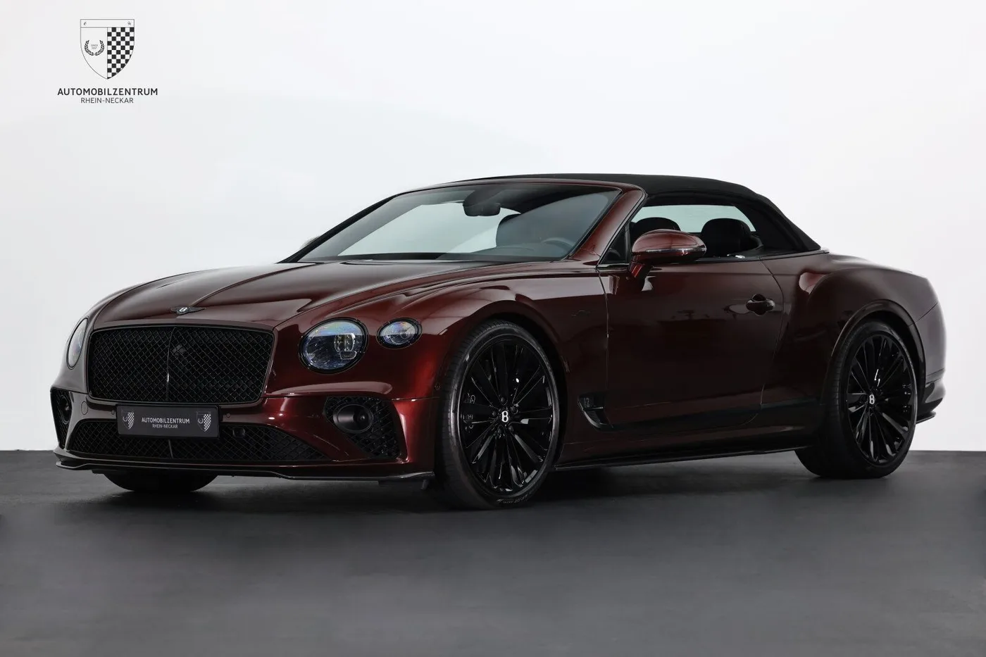 2021 Bentley Continental GTC Speed offered by a supercar dealer in Viernheim, Germany, photo 3 of 25