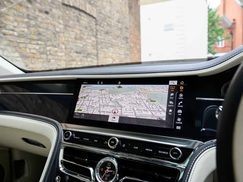 2021 Bentley Flying Spur, 24/30