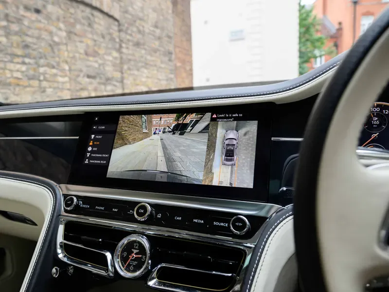 2021 Bentley Flying Spur, 25/30