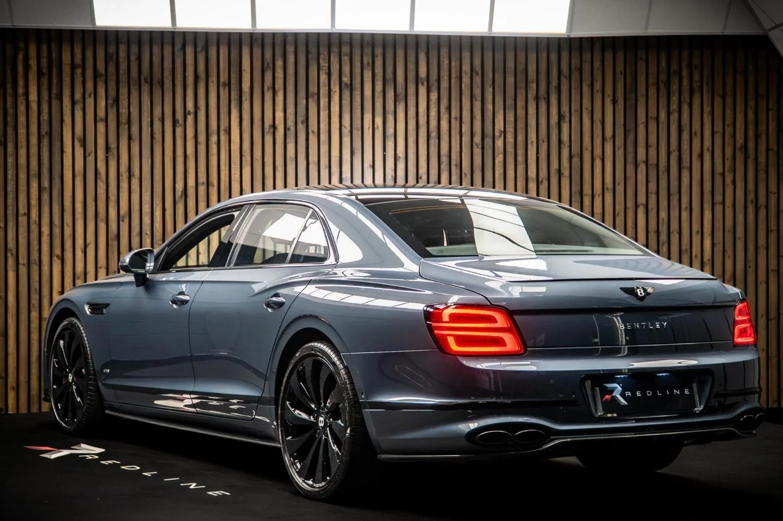 2021 Bentley Flying Spur V8, 3/30