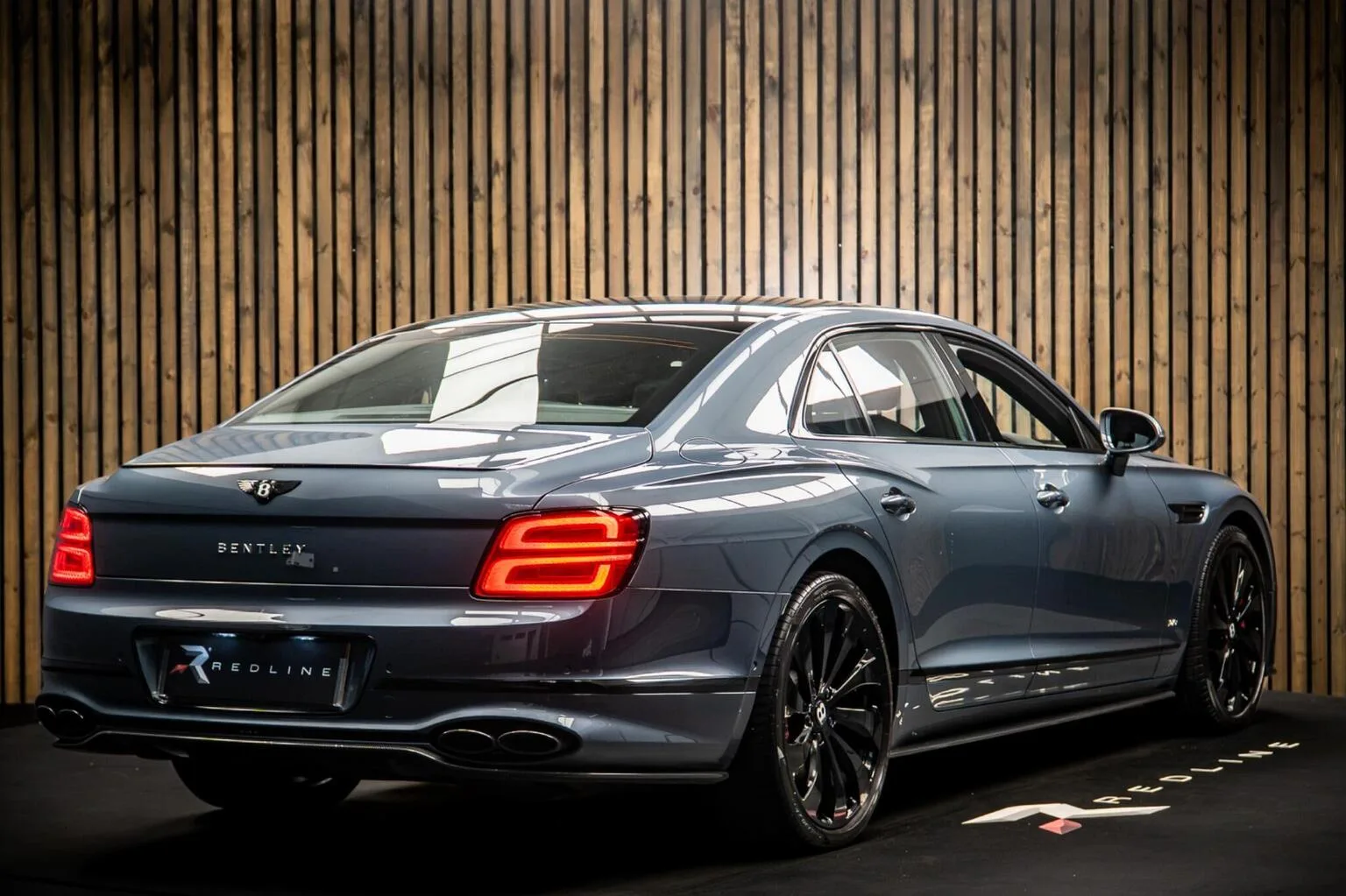 2021 Bentley Flying Spur V8, 4/30