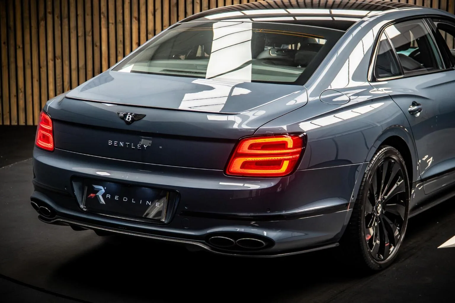 2021 Bentley Flying Spur V8, 21/30