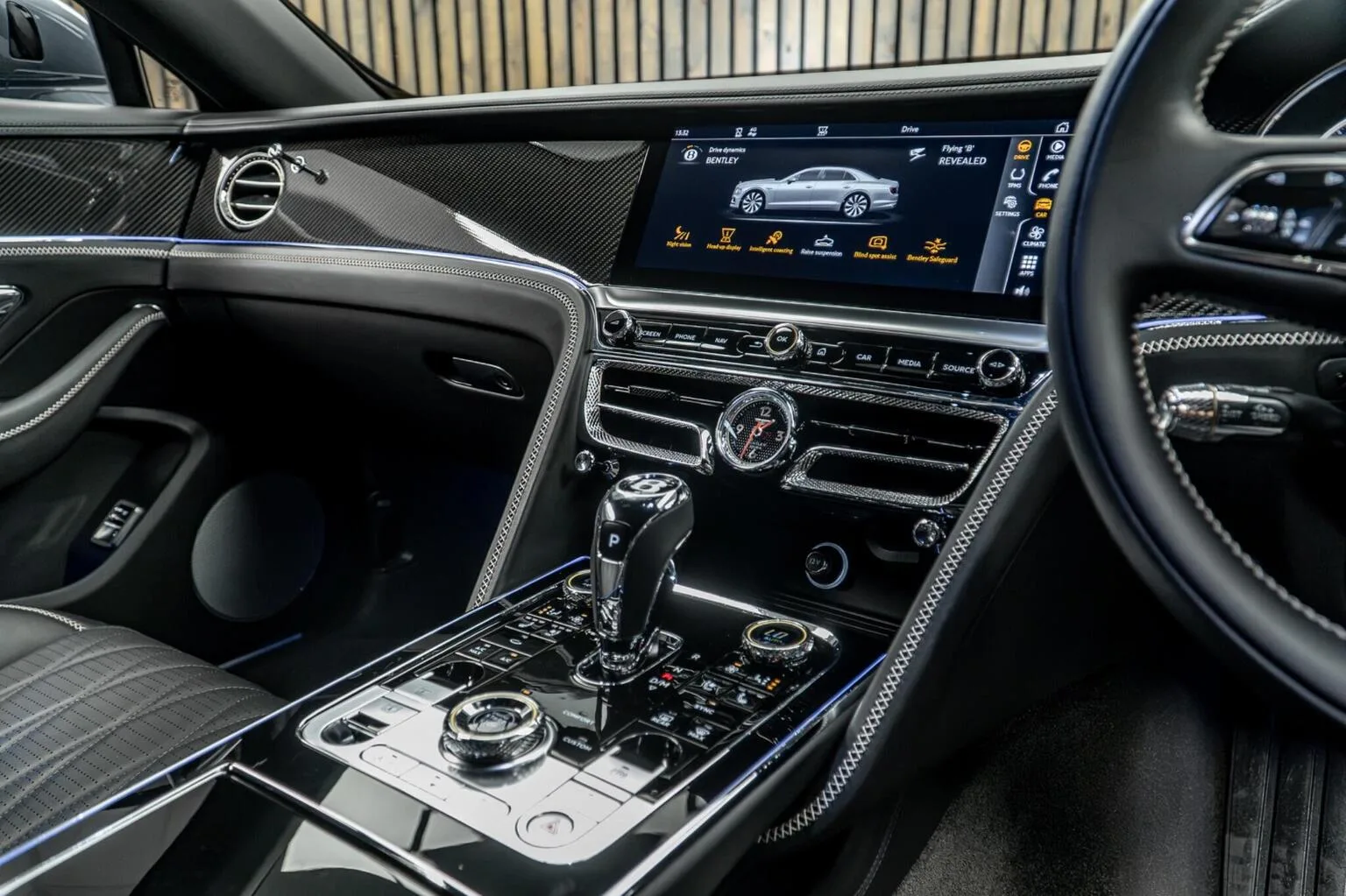 2021 Bentley Flying Spur V8, 24/30