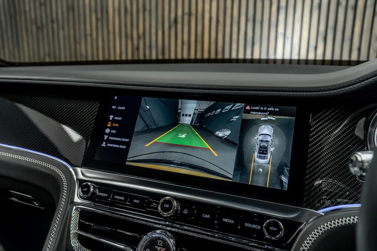 2021 Bentley Flying Spur V8, 26/30