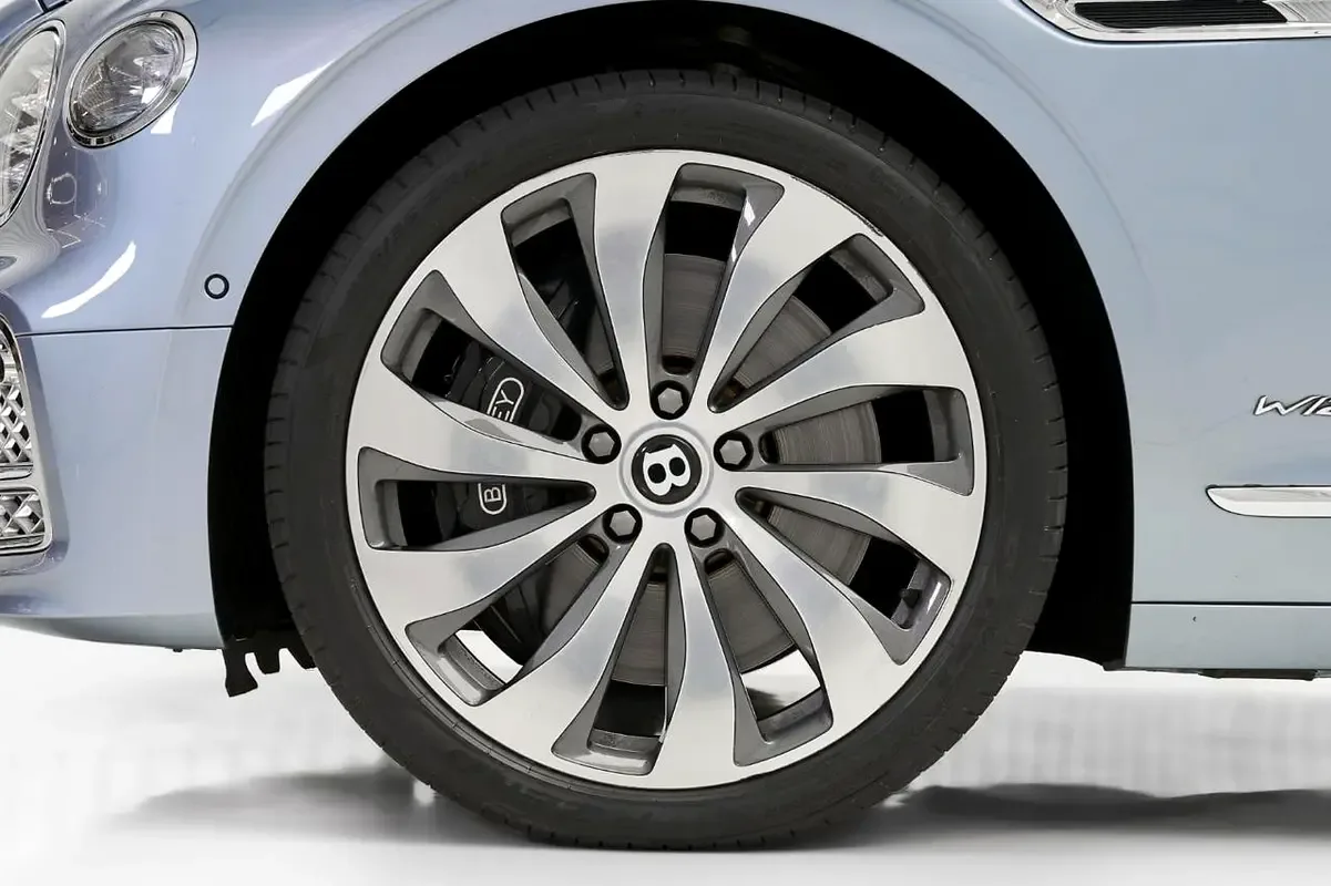 2021 Bentley Flying Spur W12, 8/12
