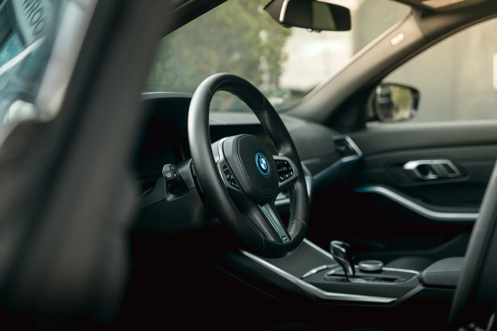 2021 BMW 330e Touring, M Sport, 3/30