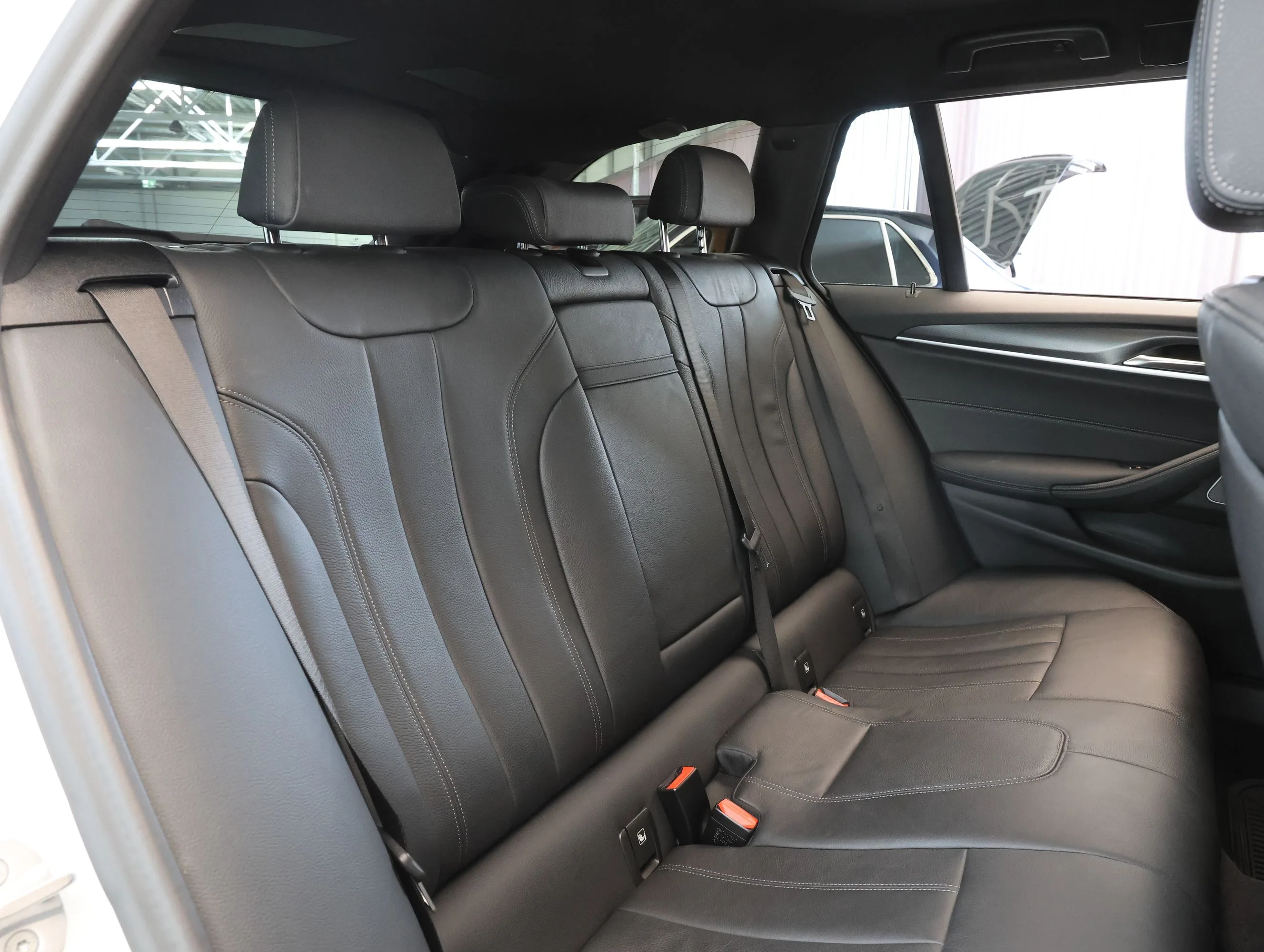 2021 BMW 530e xDrive Touring, M Sport, 14/23