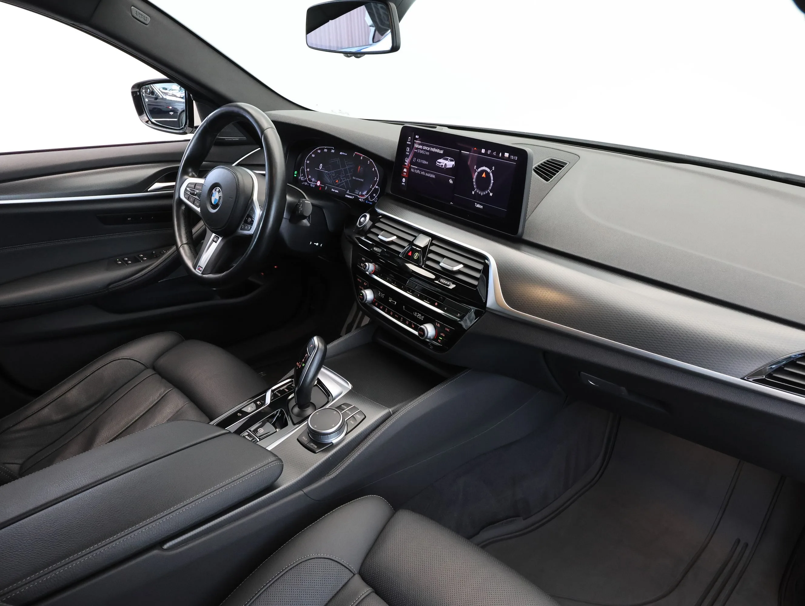 2021 BMW 530e xDrive Touring, M Sport, 20/23