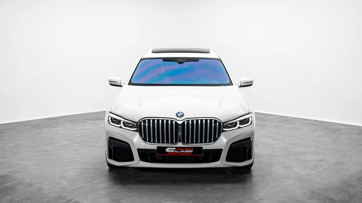 2021 BMW 730Li angeboten von einem Fachhändler in Dubai, Vereinigte Arabische Emirate, Foto 4 von 25