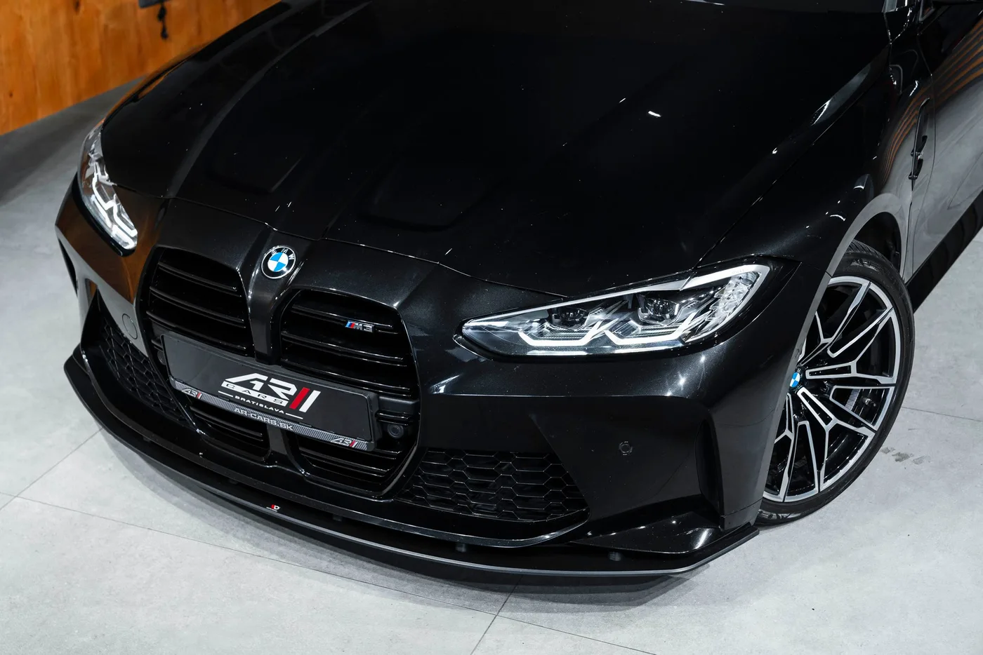 2021 BMW M3 manual proposée par un concessionnaire spécialisé à Bratislava, Slovaquie, photo 5 sur 15