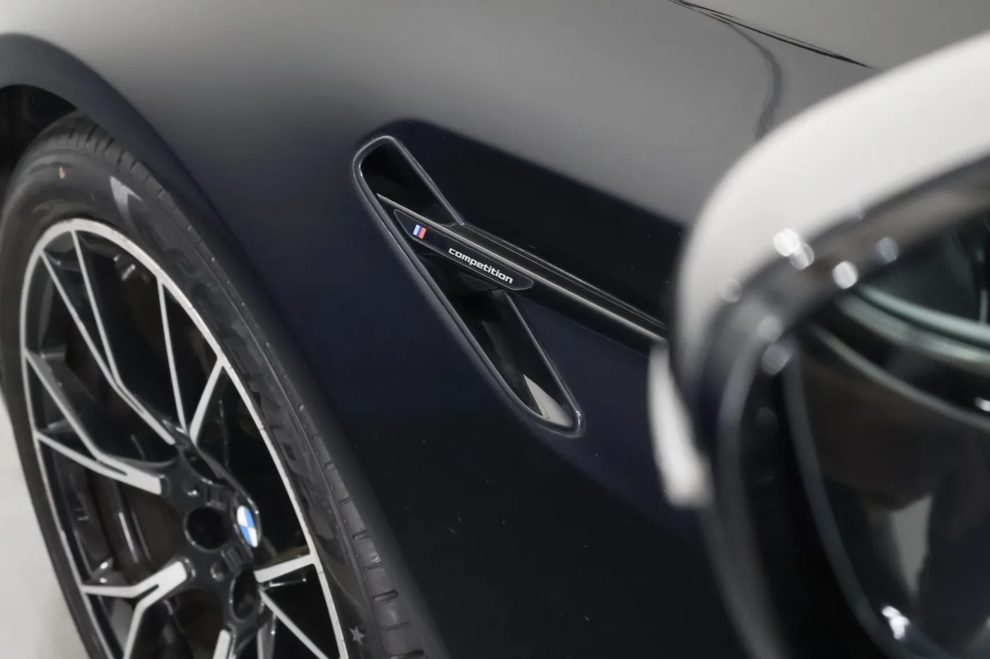 2021 BMW M5 Competition angeboten von einem Supersportwagenhändler in Zibido San Giacomo, Italien, Foto 12 von 25