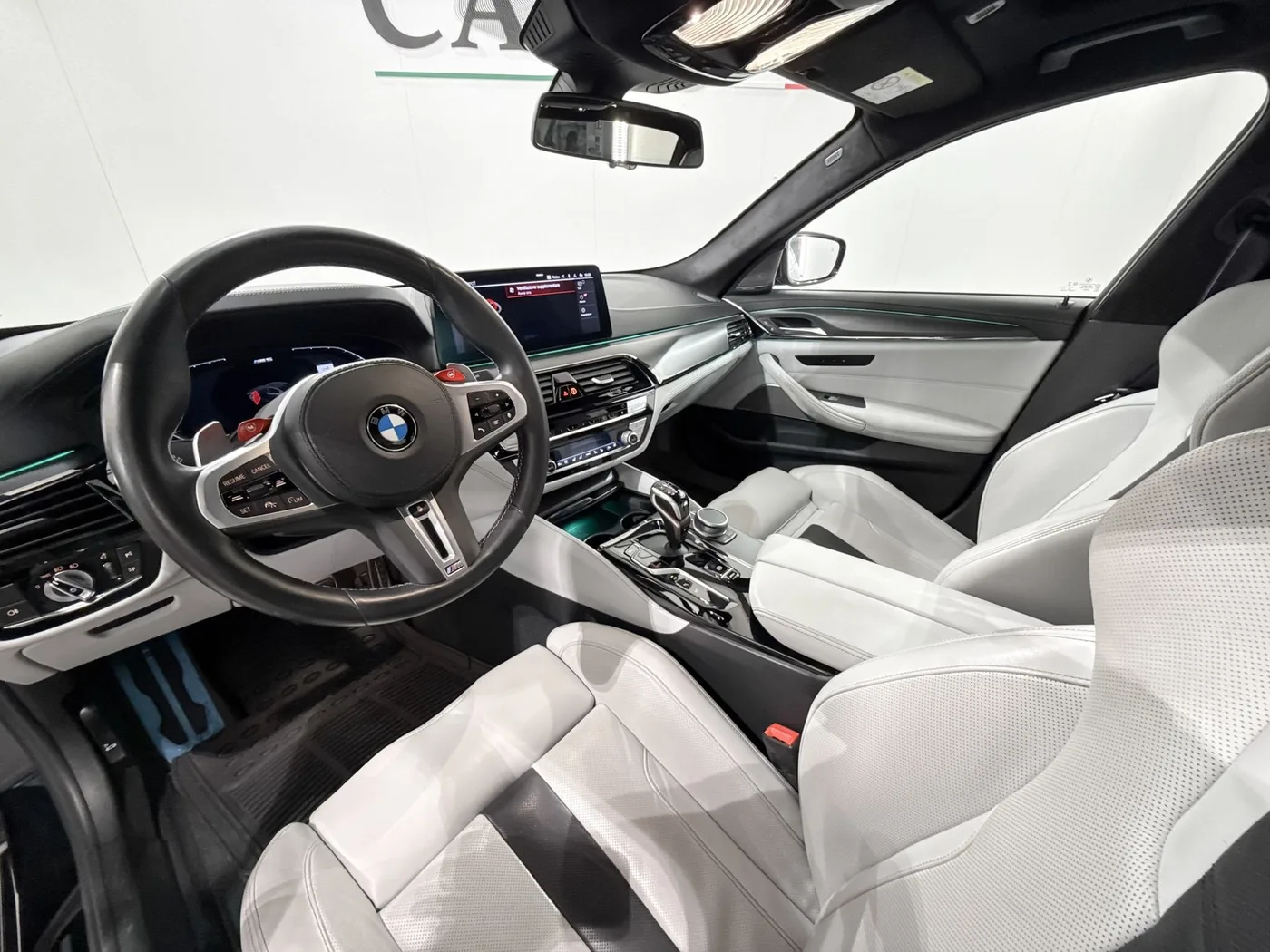 2021 BMW M5 Competition angeboten von einem Supersportwagenhändler in Zibido San Giacomo, Italien, Foto 19 von 25