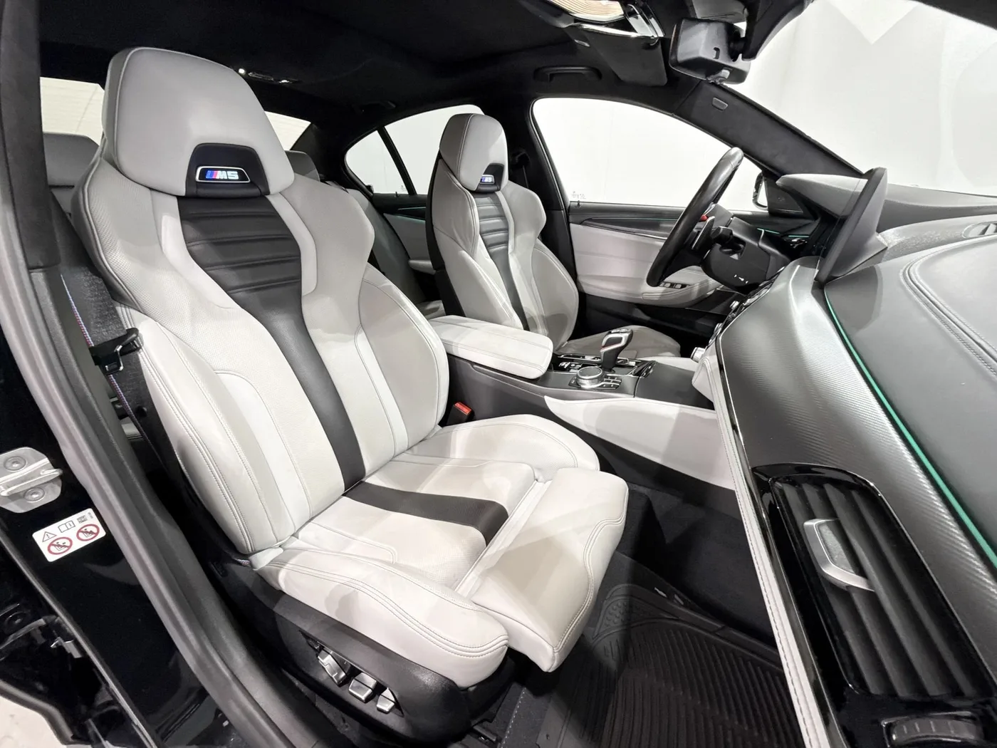 2021 BMW M5 Competition angeboten von einem Supersportwagenhändler in Zibido San Giacomo, Italien, Foto 21 von 25