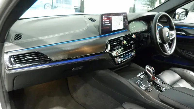 2021 Bmw M5 CS, 3/30