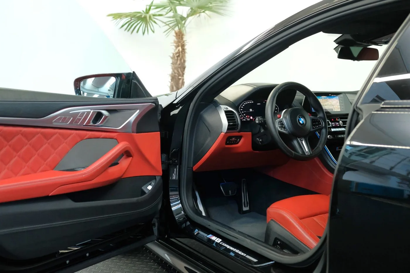 2021 BMW M8 Competition Gran Coupé offered by a specialist dealer in Nuremberg, Germany, photo 12 of 15