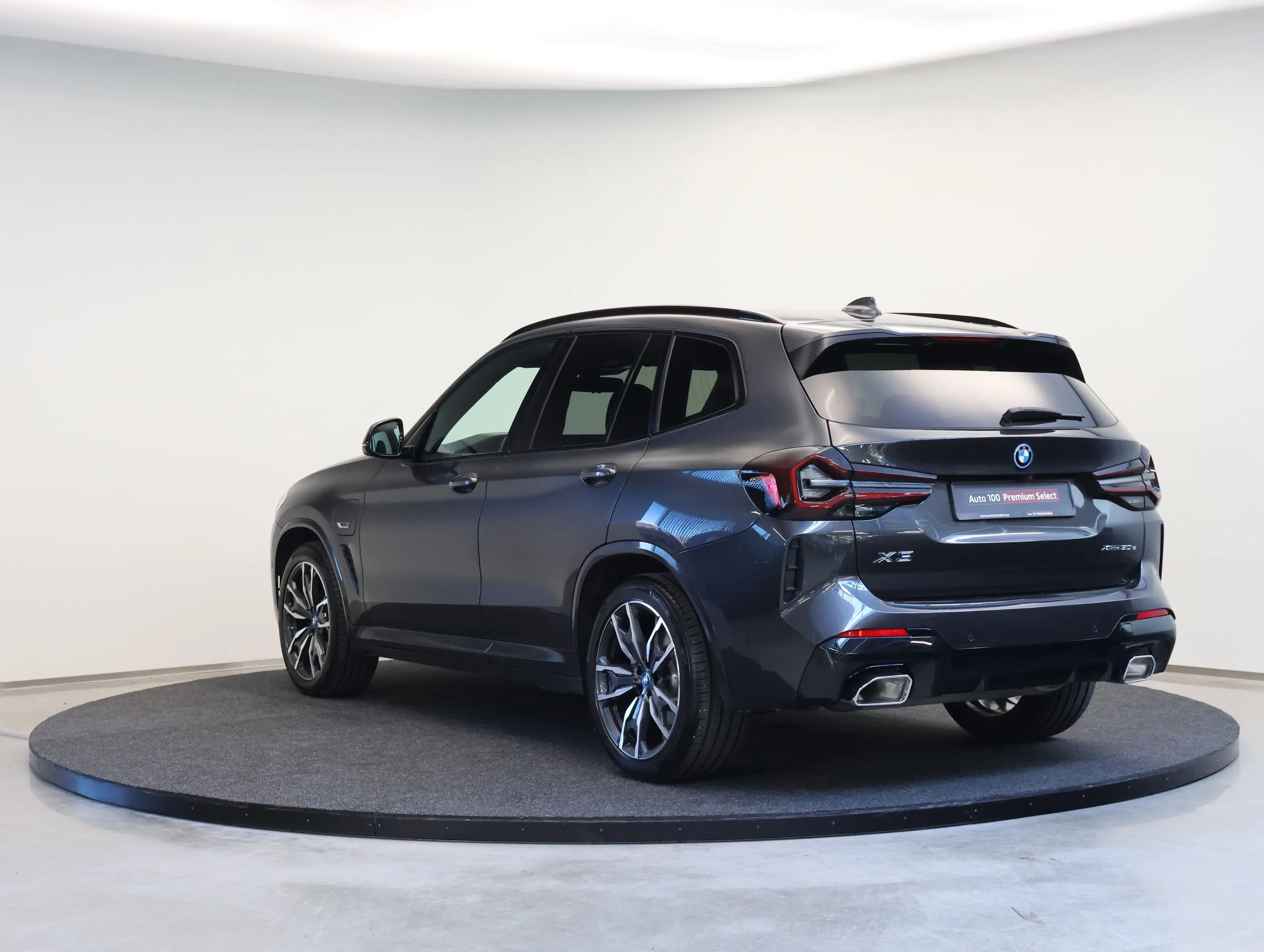 2021 BMW X3 xDrive30e M Sport, 4/27