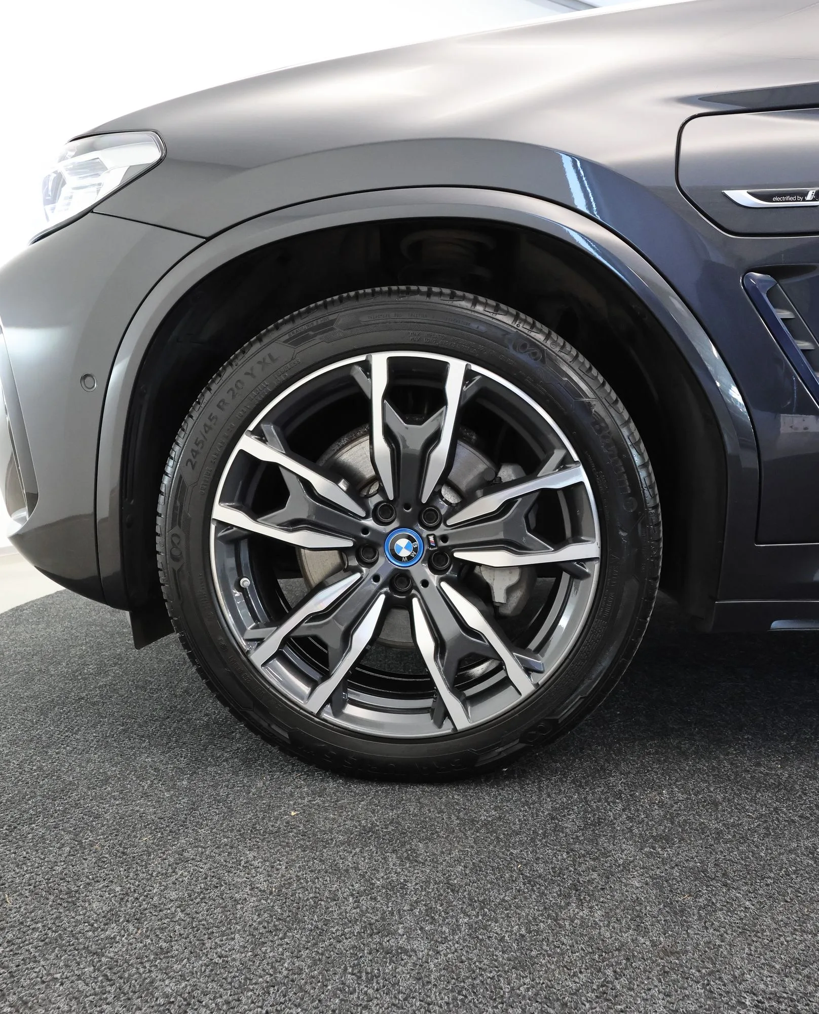 2021 BMW X3 xDrive30e M Sport, 24/27