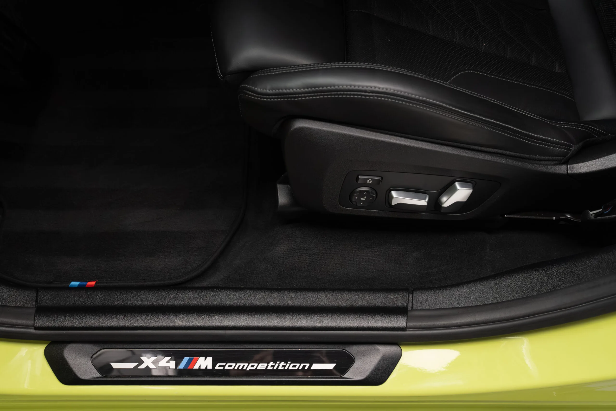 2021 BMW X4 M Competition, 13/30