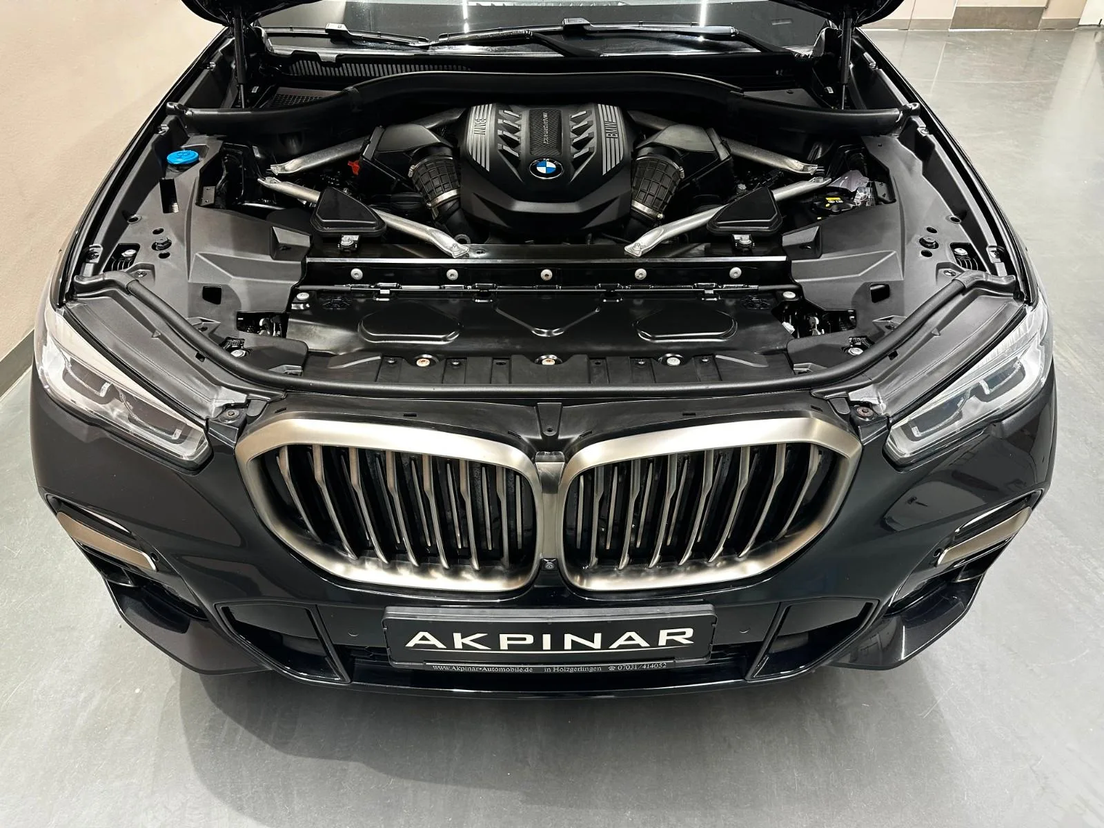 2021 BMW X5 M50i, 7/26