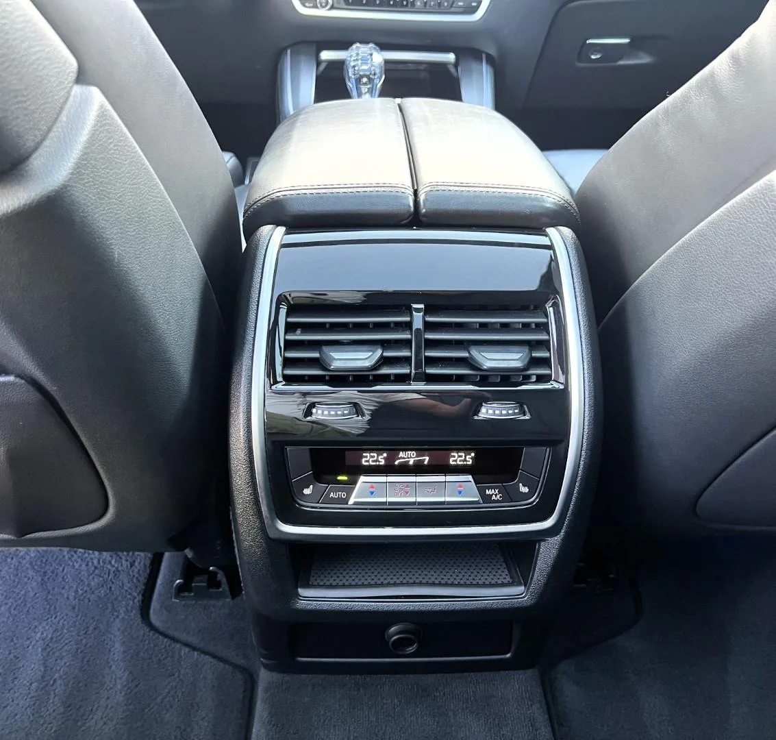 2021 BMW X5 M50i, 18/28