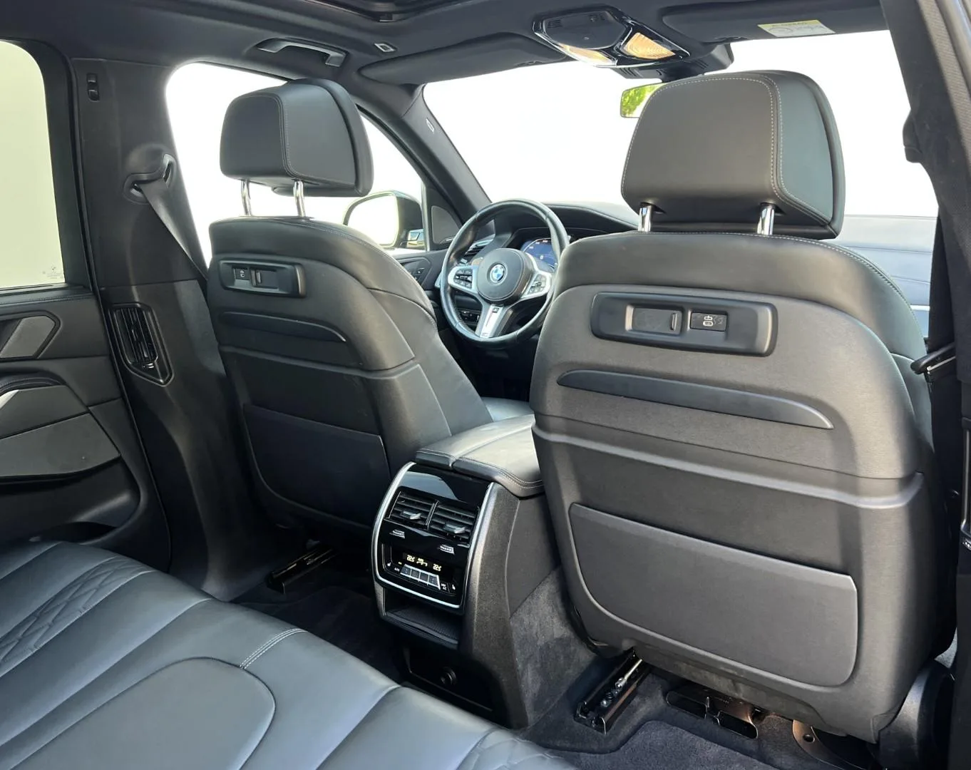 2021 BMW X5 M50i, 24/28