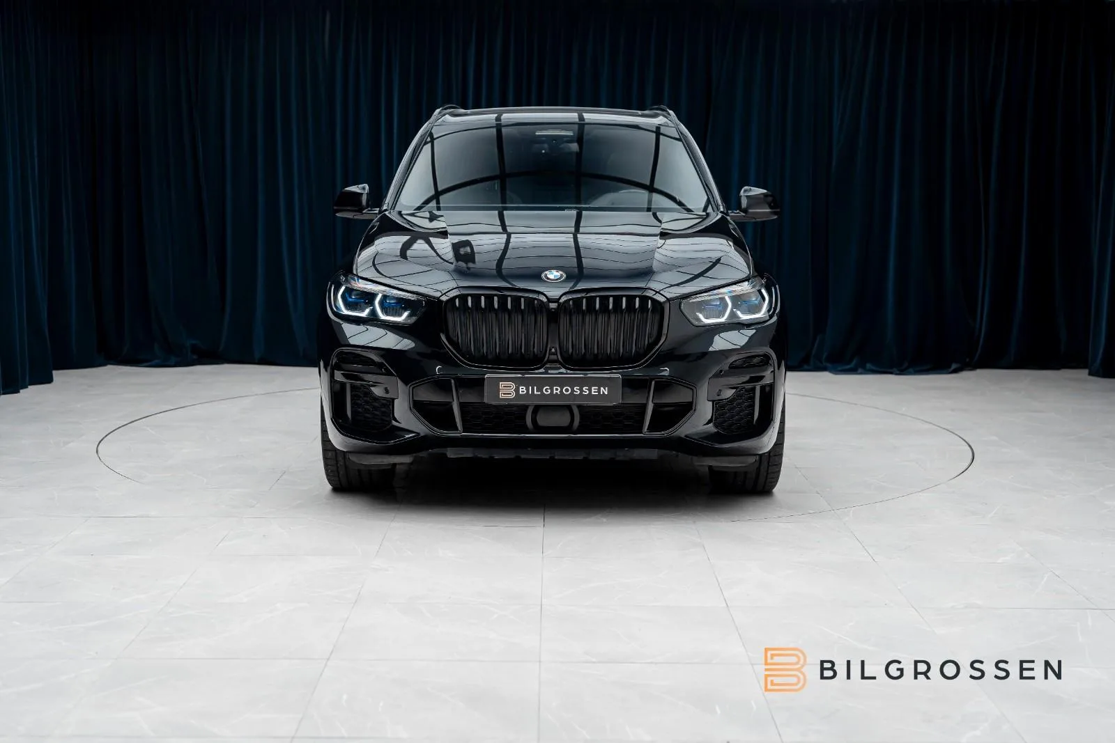 2021 BMW X5 xDrive40d M Sport, 8/23