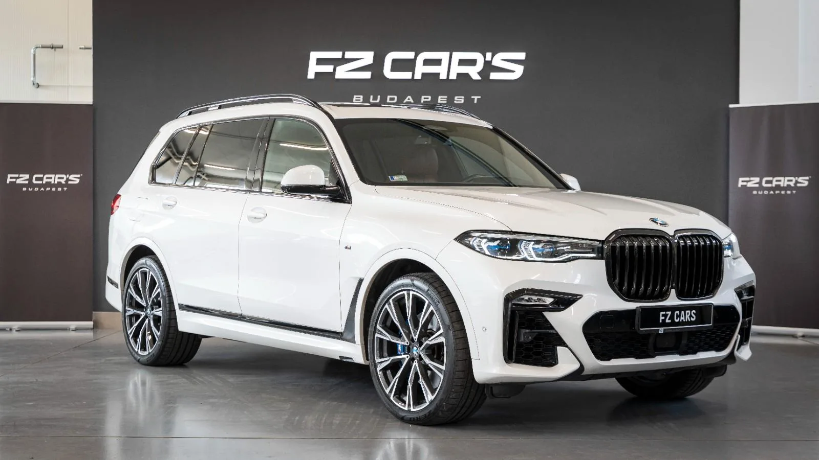 2021 BMW X7 M50i, 2/13