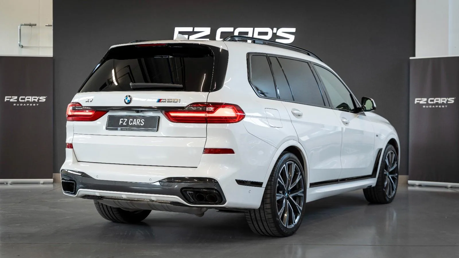 2021 BMW X7 M50i, 3/13