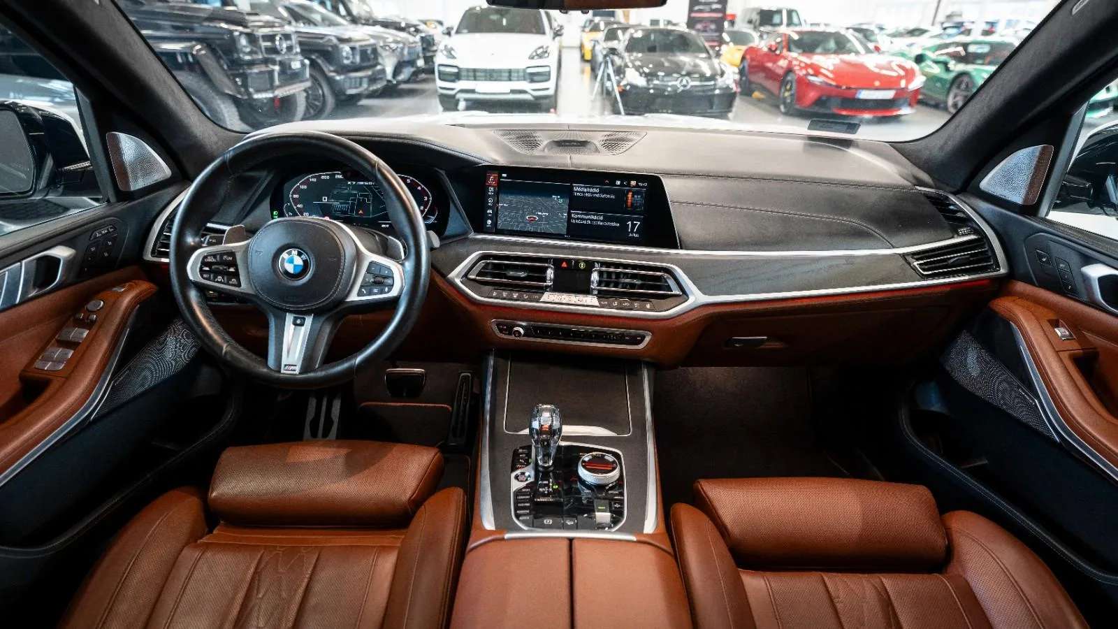 2021 BMW X7 M50i, 7/13