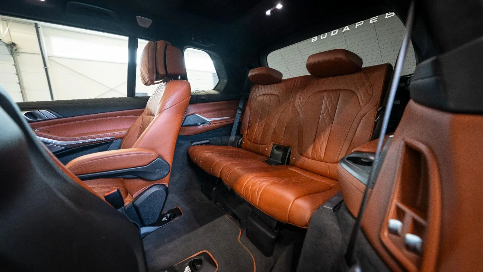 2021 BMW X7 M50i, 12/13