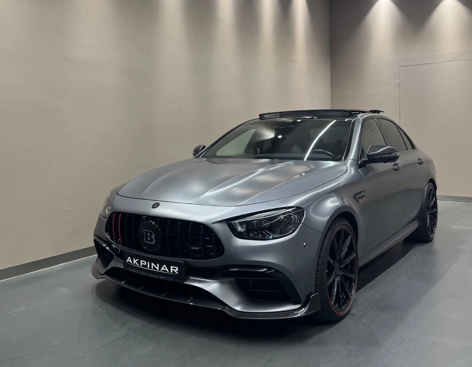 2021 BRABUS E 700 angeboten von einem Fachhändler in Holzgerlingen, Deutschland, Hauptfoto