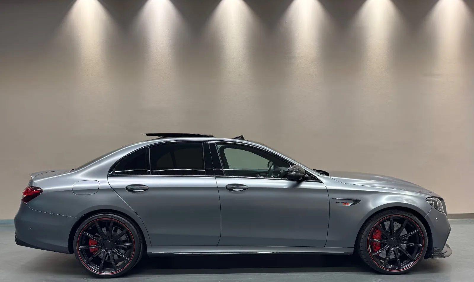 2021 BRABUS E 700, 8/30