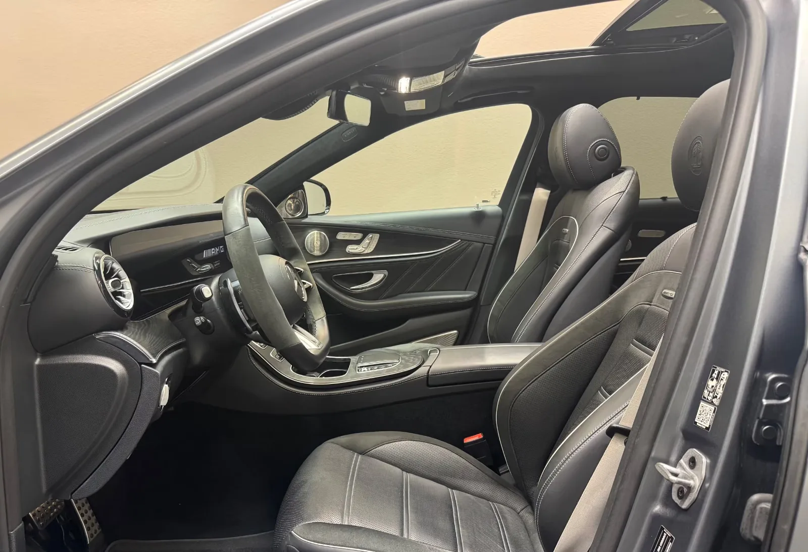 2021 BRABUS E 700, 14/30