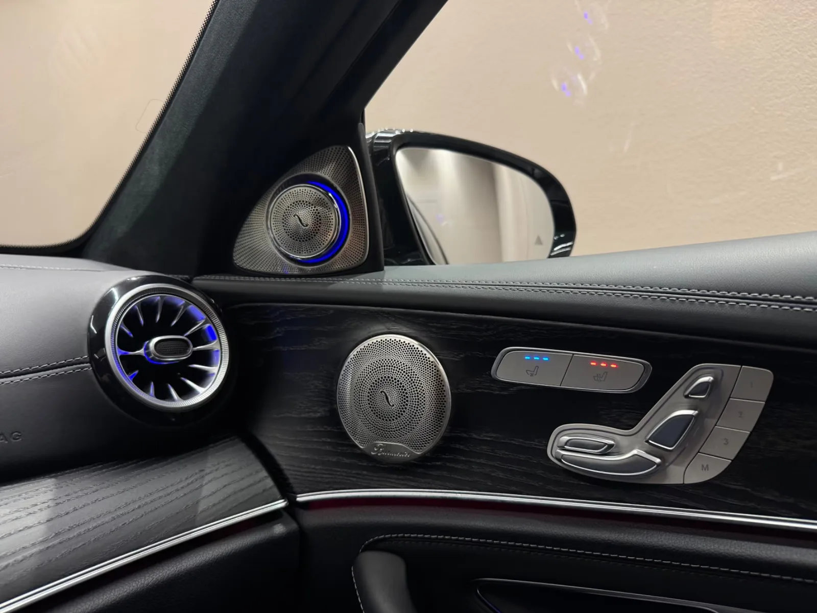 2021 BRABUS E 700, 28/30