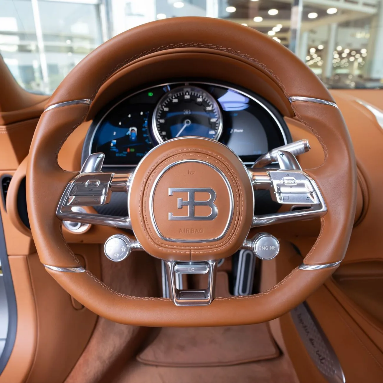 2021 Bugatti Chiron Les Légendes du Ciel, 1 of 20 angeboten von einem Fachhändler in Dubai, Vereinigte Arabische Emirate, Foto 22 von 29