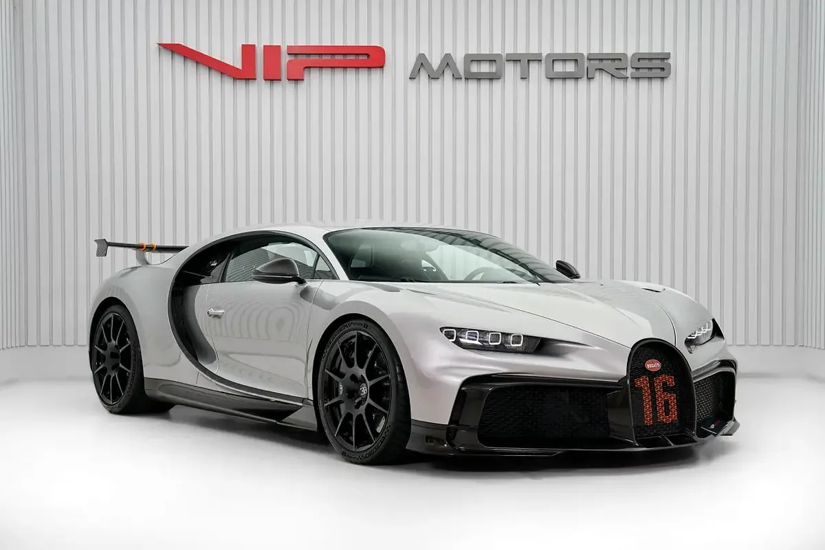 2021 Bugatti Chiron Pur Sport, 3/15