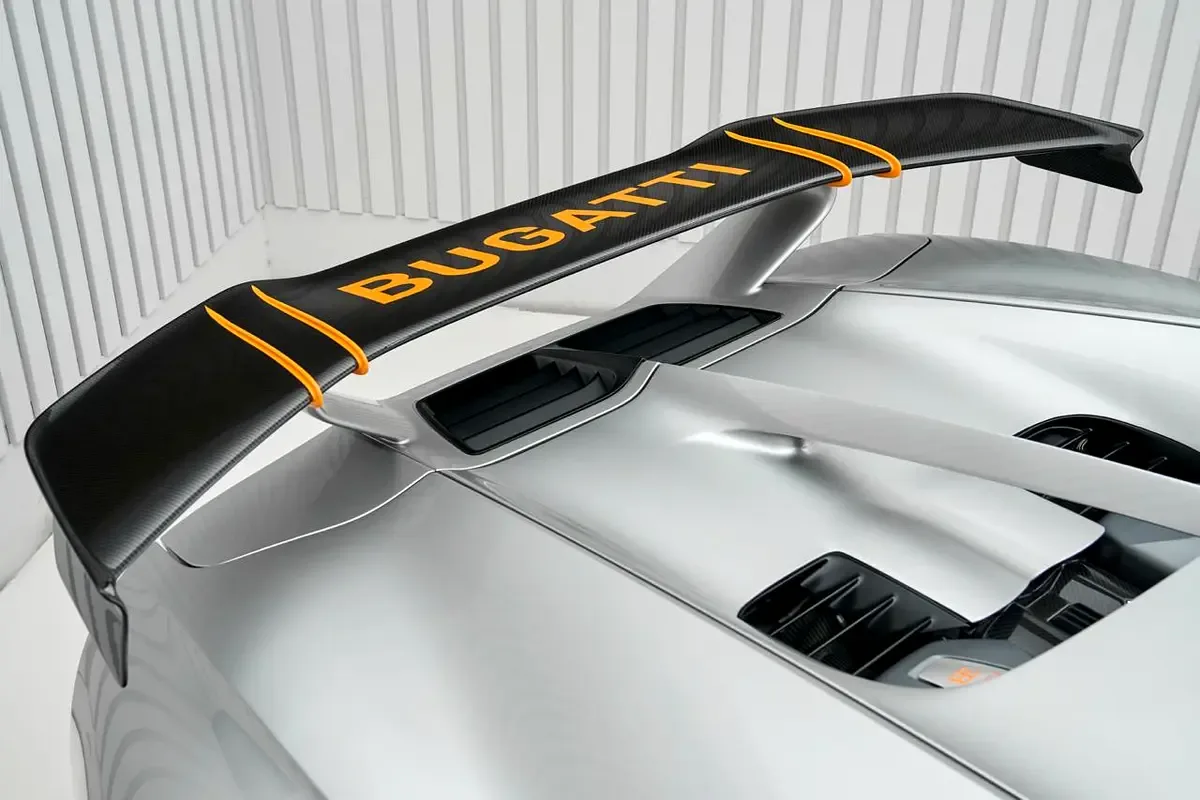 2021 Bugatti Chiron Pur Sport, 8/15