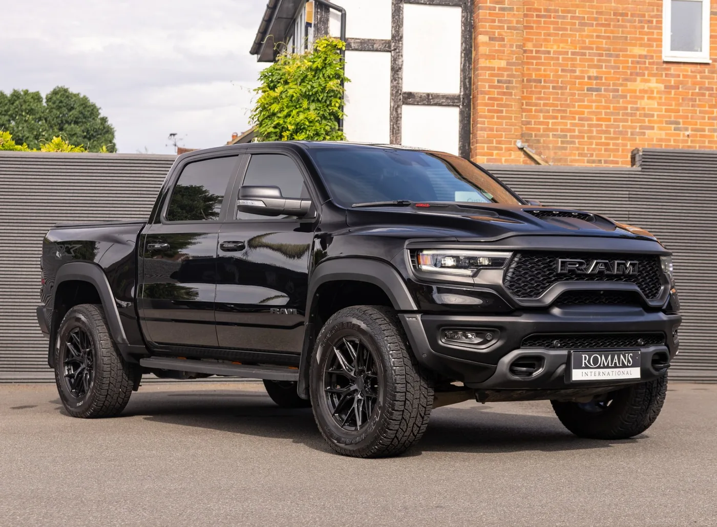 2021 Ram 1500 TRX offered by a specialist dealer in Banstead, United Kingdom, photo 2 of 15
