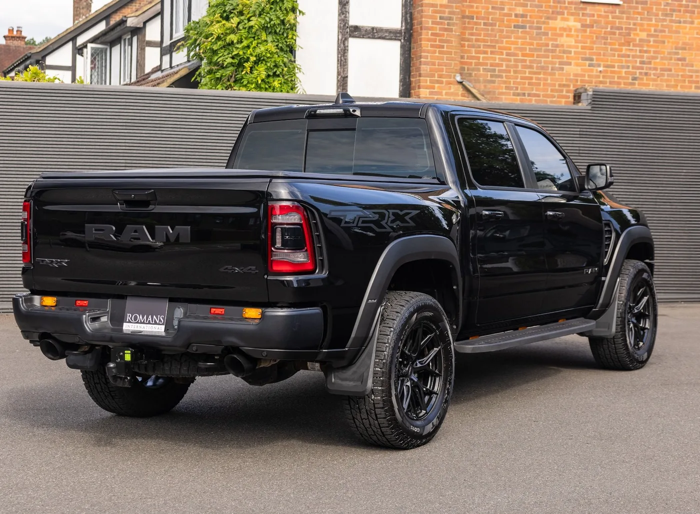 2021 Ram 1500 TRX offered by a specialist dealer in Banstead, United Kingdom, photo 4 of 15