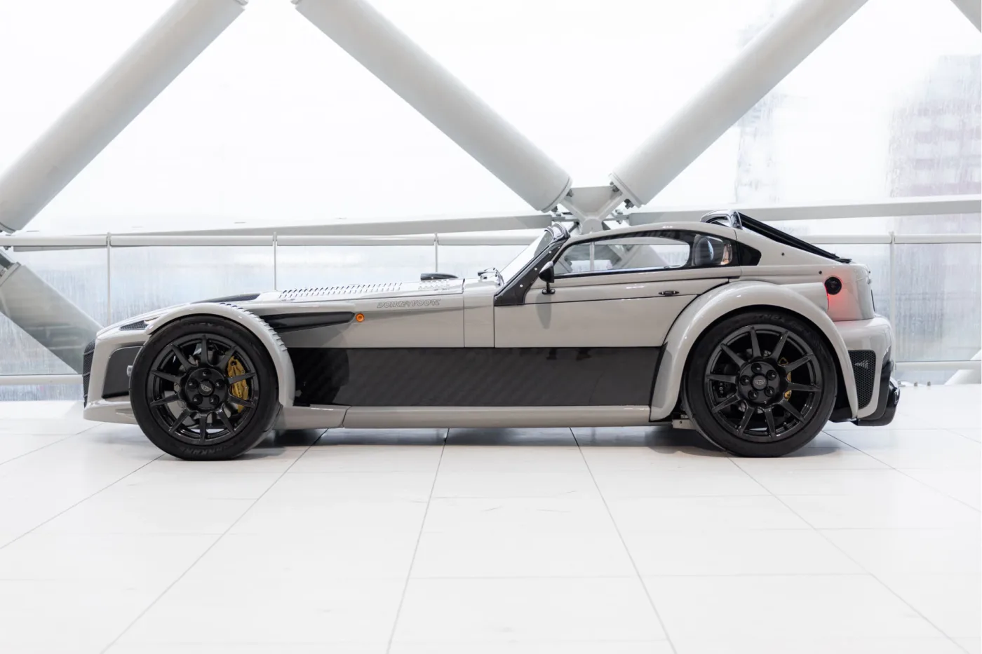 2021 Donkervoort D8 GTO-JD70 proposée par un concessionnaire agréé McLaren et Morgan à Utrecht, Pays-Bas, photo 7 sur 25