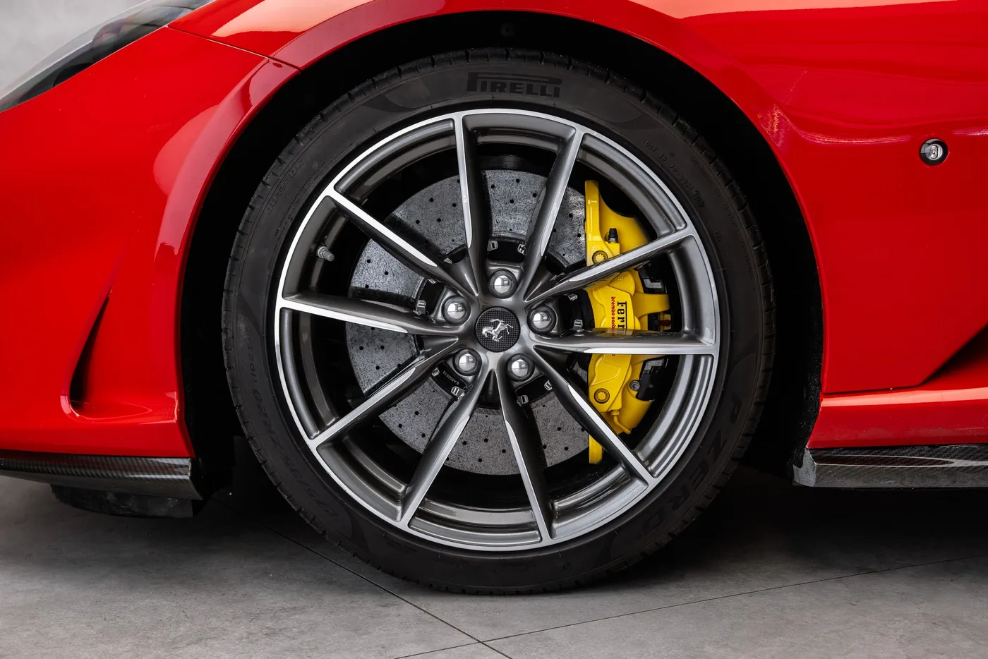 2021 Ferrari 812 GTS offered by a specialist dealer in Ostrava, Czechia, photo 2 of 15