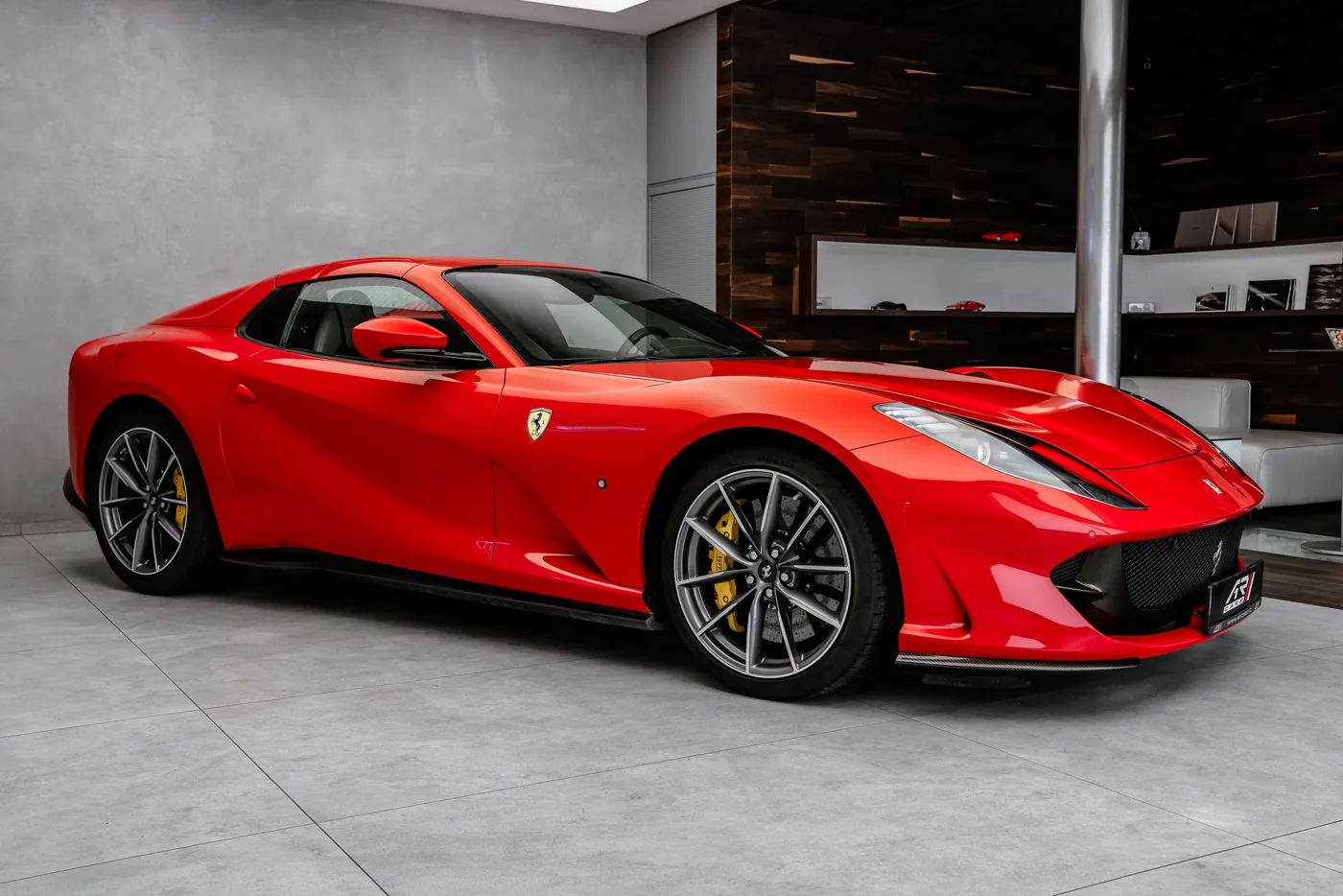 2021 Ferrari 812 GTS offered by a specialist dealer in Ostrava, Czechia, photo 6 of 15