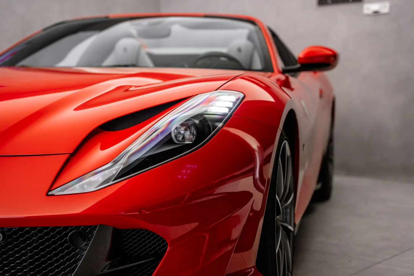 2021 Ferrari 812 GTS offered by a specialist dealer in Ostrava, Czechia, photo 10 of 15