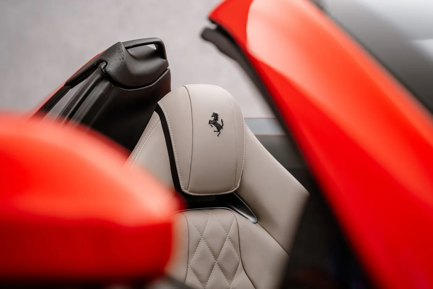 2021 Ferrari 812 GTS offered by a specialist dealer in Ostrava, Czechia, photo 13 of 15