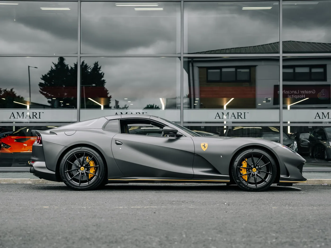 2021 Ferrari 812 GTS proposée par un spécialiste de la supercar à Preston, Royaume-Uni, photo 2 sur 25
