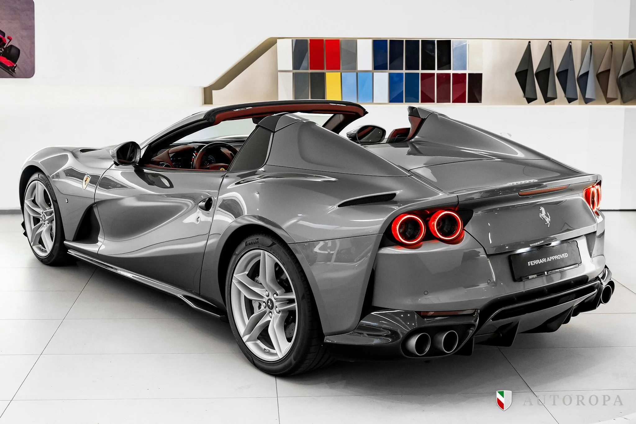2021 Ferrari 812 GTS, 4/10