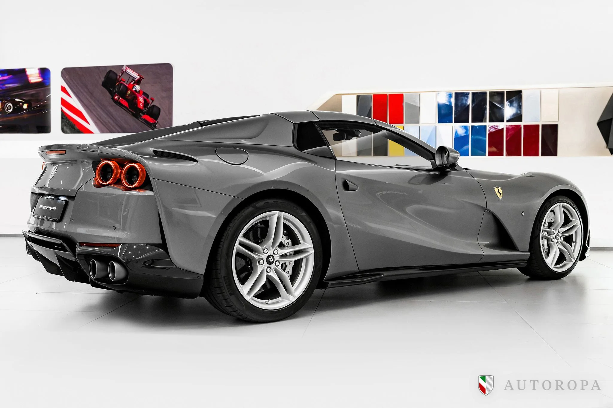 2021 Ferrari 812 GTS, 5/10