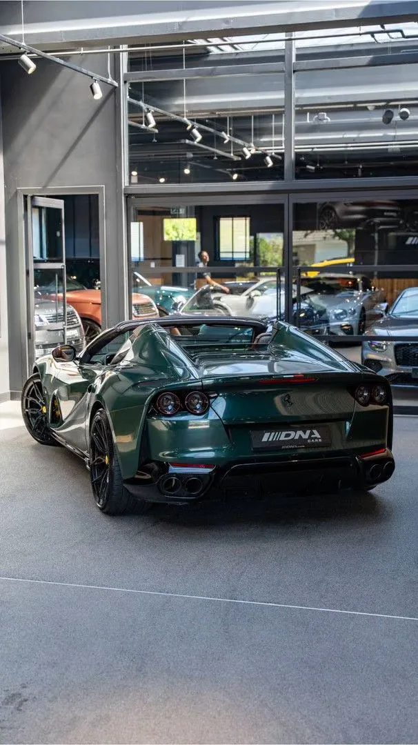 2021 Ferrari 812 GTS Novitec, 28/30